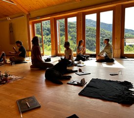 28 jours en stage Spirit of the Hero Camp en Ligurie, Italie avec Qi Gong, yoga, méditation et arts martiaux - Photo 1