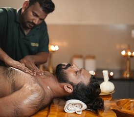 21 Tage Veda Evolve: Ayur Yoga Ayurveda Wellness und Verjüngungstherapie Retreat in Kerala, Indien - Photo 2