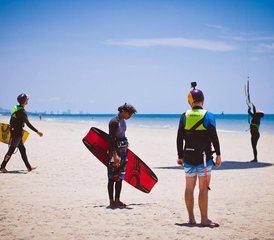 8 Tage Surfcamp mit IKO-Zertifizierung in Hua Hin, Thailand, von KBA – Kiteboarding Asia - Photo 4