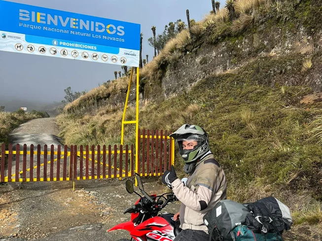 4 Day Guided Volcanos and Hot Springs Motorcycle Tour in The Andes, Colombia photo 8