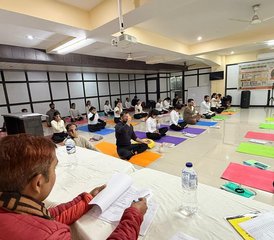 24 jours-200h de formation de professeur de yoga hatha, ashtanga et vinyasa à Rishikesh, Inde - Photo 2