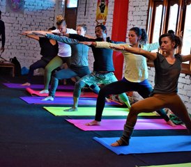 47 Tage 500-Stunden Vollständige Yogatherapie Yogalehrer Ausbildung in Dharamshala, Indien - Photo 5