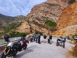 2 Tage On 2 Wheels geführte Motorrad-Tour durch den Zeit-Tunnel von Valencia nach Cuenca, Spanien