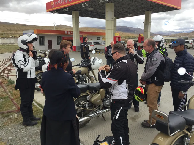 16 Day Guided Specialized Himalayan Motorbike Tour from Nepal to Tibet photo 7