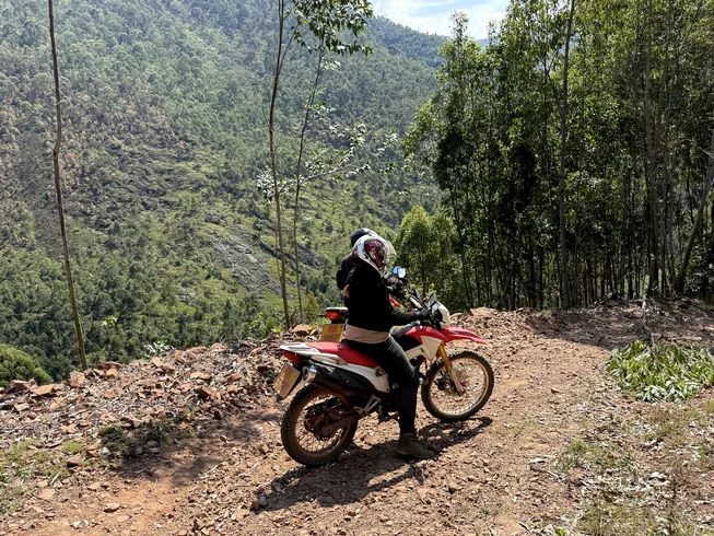 4 Day Rwanda Akagera Express Guided Motorcycle Tour photo 5