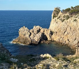 7 días de alquimia de yoga, arte corporal y senderismo consciente para mujeres en Mallorca, España - Photo 5