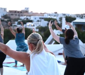 114 jours en retraite de yoga sur l’île atmosphérique de Koufonisi, Grèce - Photo 1