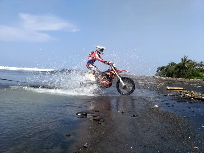 3 Day Off-Road Adventure Guided Motorbike Tour in Bali photo 6