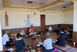 7 Tage Himalayan Singing Bowl Training für Anfänger bis Fortgeschrittene mit Yoga Retreat in Nepal