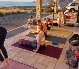 328 Tage Ashtanga Vinyasa Yoga, Ayurveda und Yogatherapie Retreat auf der Insel Porto Santo, Portugal - Photo 1