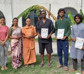 Formation de yoga Ashtanga de 7 jours et 21 heures pour débutants, intermédiaires et avancés à Rishikesh, India - Photo 2