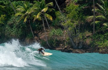 14-Daagse Episch Surfkamp Avontuur in Kuta, Lombok, Indonesië
