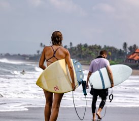 6 Tage Surf- und Chill-Paket in Uluwatu, Bali, Indonesien - Photo 2