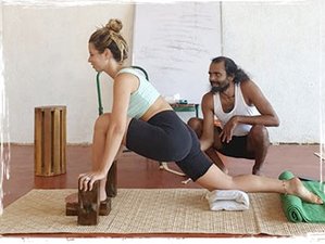 12 Tage 100-Stunden Hatha Yogalehrer Ausbildung in Gokarna, Karnataka