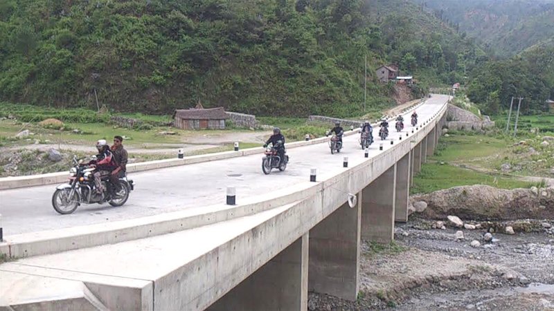 16 Day Guided Specialized Himalayan Motorbike Tour from Nepal to Tibet