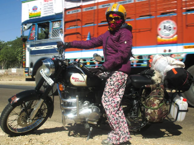 8 Day Touch of Rajasthan Guided Motorcycle Tour in India photo 5