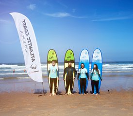 62 días de escapada de surf definitiva para familias y amigos en Praia Azul, Lisboa, Portugal - Photo 1