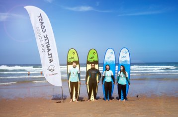 2 jours en stage de surf ultime en famille et entre amis à Praia Azul, Lisbonne, Portugal
