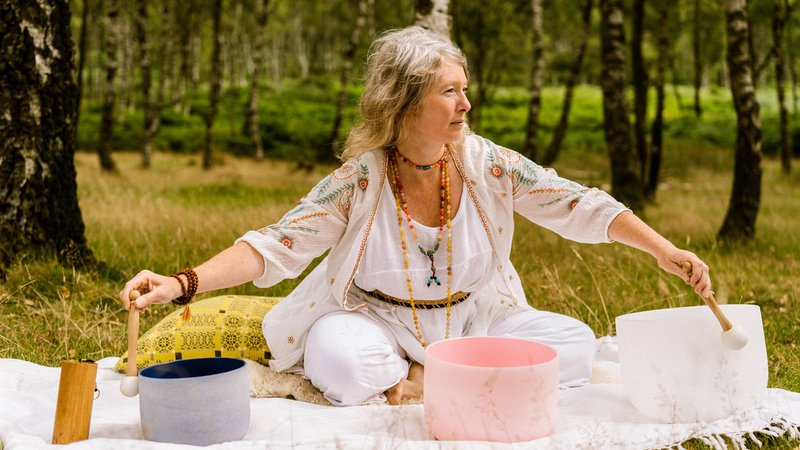 4 Day Thrive Detox Juice and Kundalini Yoga Retreat with Longevity Workshops in Llanidloes, Wales