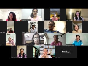45-Daagse 200-urige Online Yoga Docentenopleiding met 78 Contacturen Verspreid Over 39 Live Lessen