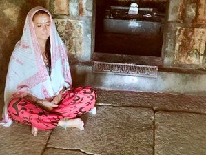 1 Month Online Private Yoga Course for Beginners with Yogini Elena