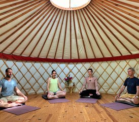67 jours en retraite de méditation, yoga et marches silencieuses à Dieulefit, Drôme - Photo 1