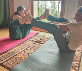 112 jours en stage de yoga « Déconnexion - Reconnexion» pour familles ou couples, en Savoie, France - Photo 1