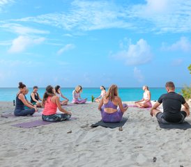 8-Daagse Holistische Yoga Retreat op Thoddoo Island, Maldiven - Photo 2