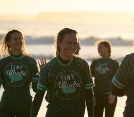 8-Daagse Swell Sisters Women's Surf - Yoga- en Surfkamp voor Beginners en Gevorderden in Lagos, Portugal - Photo 3