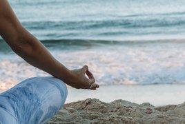 Vegane Stille Retreats und Reisen