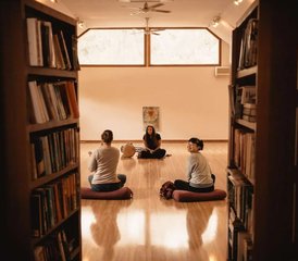 3 jours en retraite de yoga pour femmes à la pleine lune en Nouvelle-Galles du Sud, Australie - Photo 2