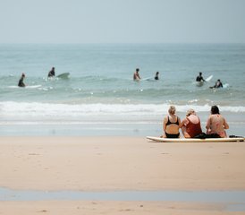 8 Tage Mittelstufe Green Wave Surf Progressor Camp in Tamraght, Marokko - Photo 5