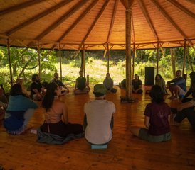 68 jours en stage de yoga - Essence of Yoga: immersion estivale à Anavra, Grèce - Photo 1