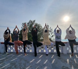 7 Day Online Traditional Kundalini Level 1 Yoga Course with a Total of 10.5 Hours of Live Training - Photo 2