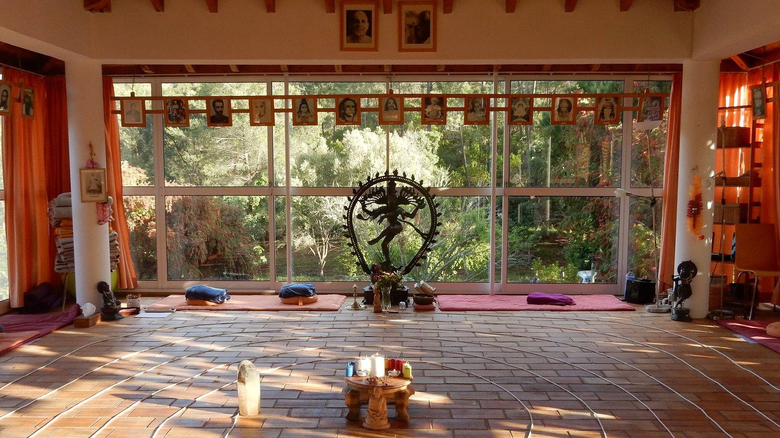 The Detox Collective Juice Fasting Yoga Retreat, Portugal