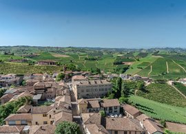 Bra, Piedmont Retreats & Trips