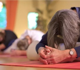 3-Daagse Naar zelfliefde met yoga, mindfulness en compassie met Wineke in Zeeland, Nederland - Photo 3