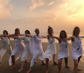 20-Daagse 200-Uur Hybride Yin Yoga Therapie Docentenopleiding in Goa, India - Photo 2