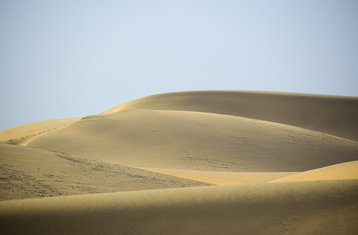 8 días de ruta guiada en moto por el desierto de Rajastán, India