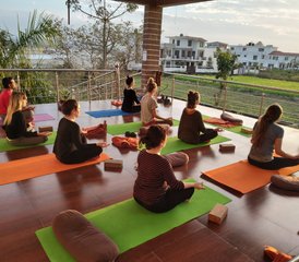 8 Tage Yoga-, Ayurveda- und Selbstliebe-Retreat in Rishikesh, Indien - Photo 3