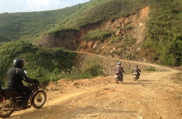 21 días de tour guiado en moto por el centro y norte de Vietnam