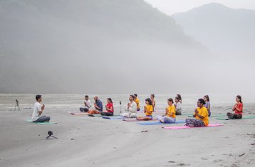 10 Day Refreshing Waterfall Hiking Yoga Retreat in Rishikesh, India