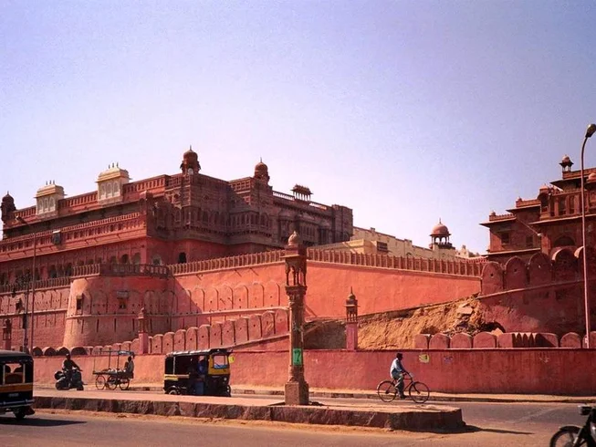 14 Day Royal Rajasthan Guided Motorcycle Tour in India photo 8