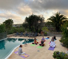 28 días de retiro de yoga y mindfulness para reconectar con tu verdad interior en Tenerife, España - Photo 1