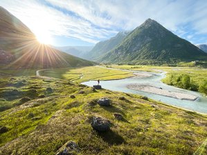 7 Day Lions Gate Retreat, Leadership, Creatives and Entrepreneurs in Veitastrond, Norway
