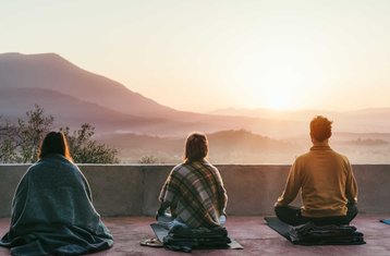 3-Daagse Verdiepende Yoga Retreat | Iyengar, Hatha, Vinyasa en Tantra Yoga in La Vera, Sierra de Gredos, Spanje