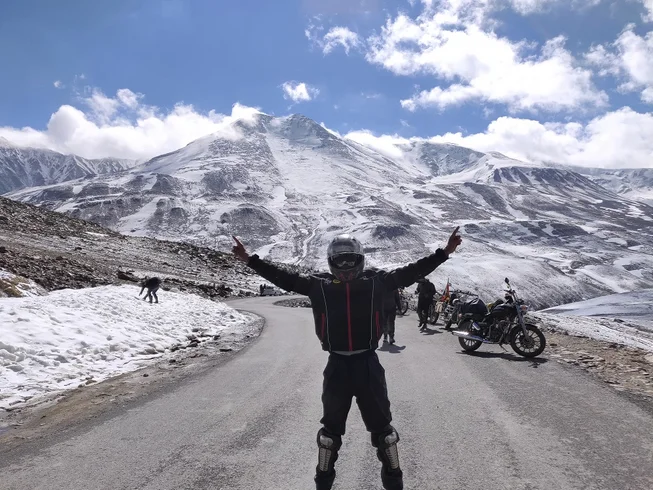7 Day Explore the Best of Leh Ladakh Guided Motorcycle Tour in India photo 6