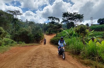 9 días de tour guiado en moto por Kenia y Maasai Mara