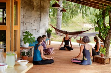 5 días de retiro de yoga para mujeres cerca de los Lagos de Plitvice, Croacia con Irena