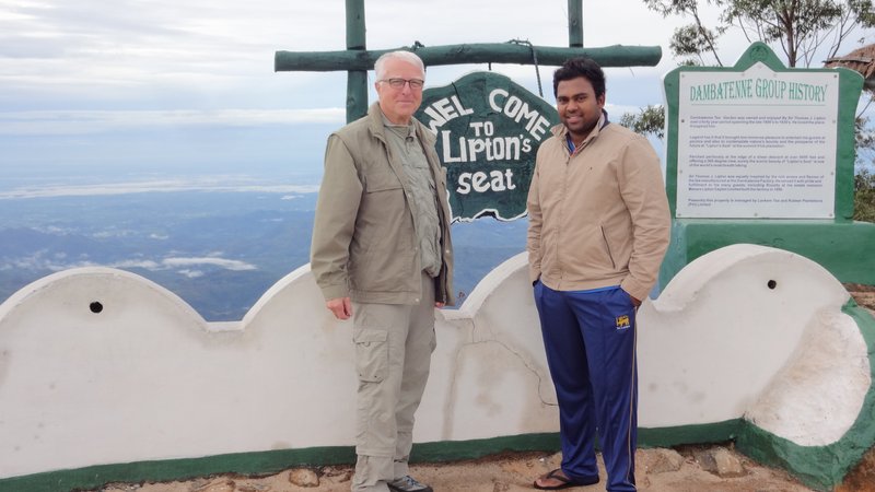 6 Day Elephants, Temples, Highlands, and Wildlife Tour in Sri Lanka